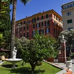 Отель Le Palme Варацце